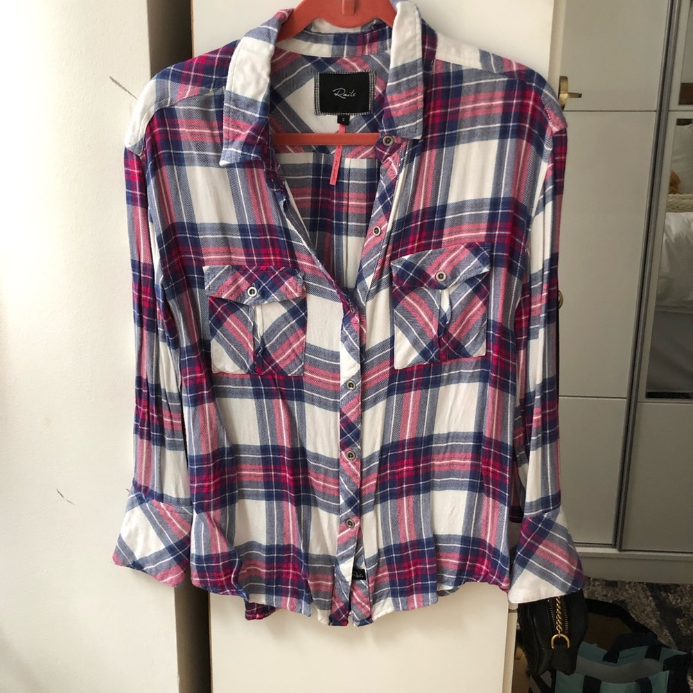 Rails Flannel size small